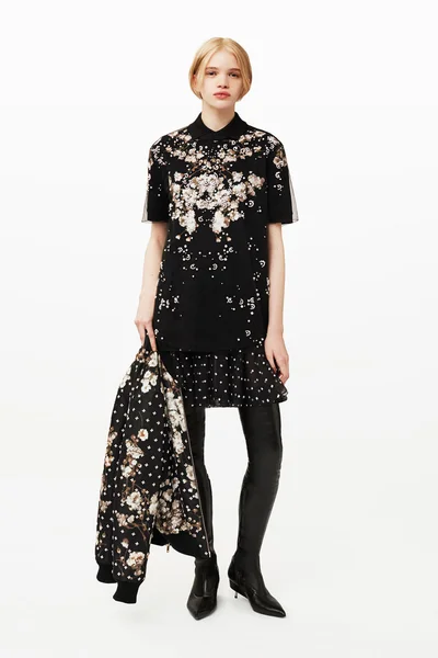Look 11